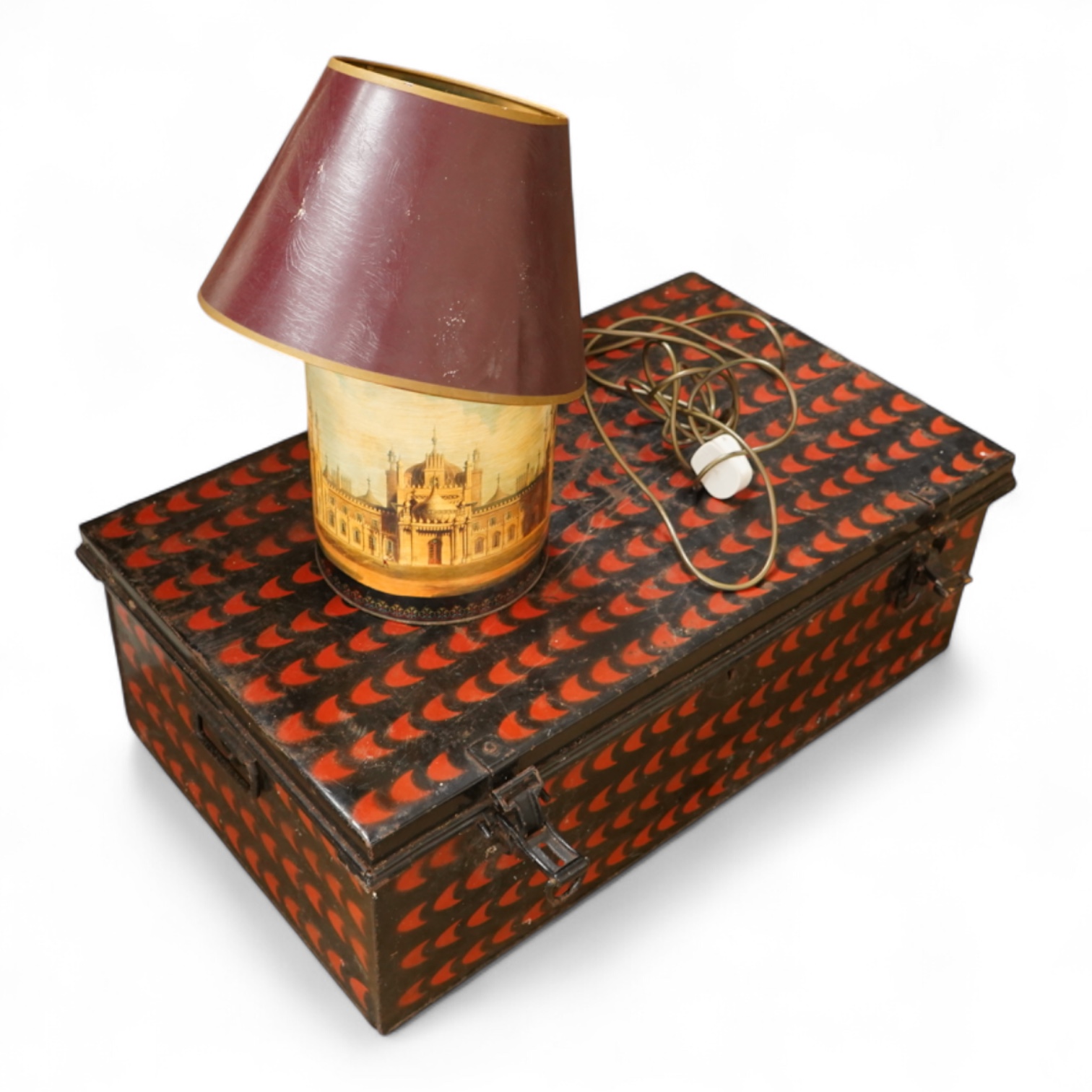 Tin a toleware tin trunk-77cm x 45cm and Brighton Pavilion decorated tea tin lamp and shade.